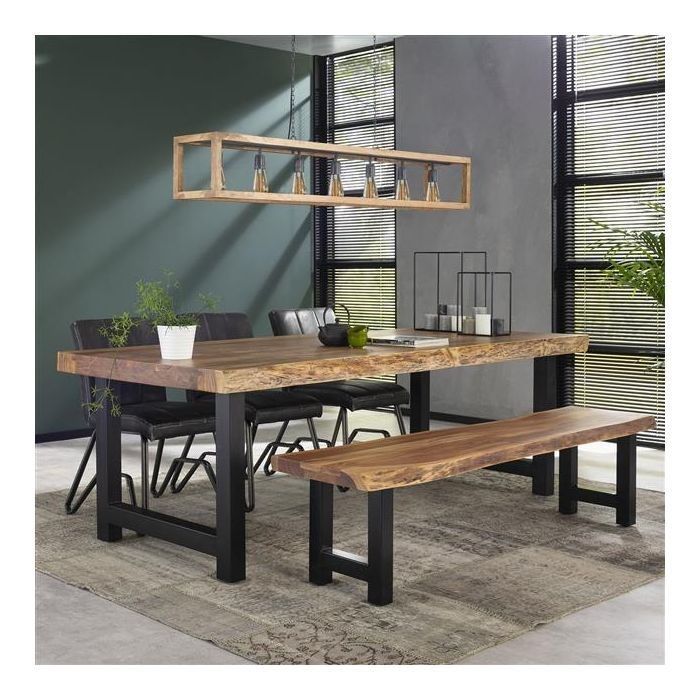 Table en bois massif